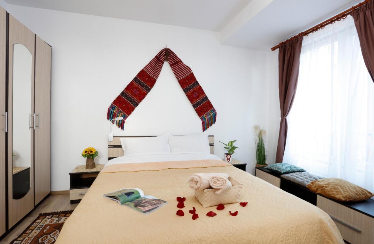 Traditional Romanian Apartments بوخارست المظهر الخارجي الصورة