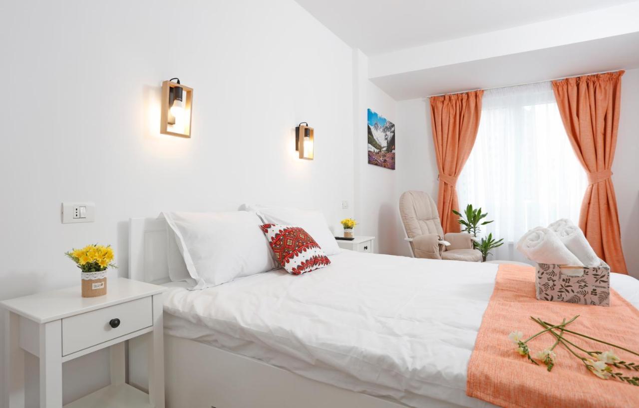 Traditional Romanian Apartments بوخارست المظهر الخارجي الصورة