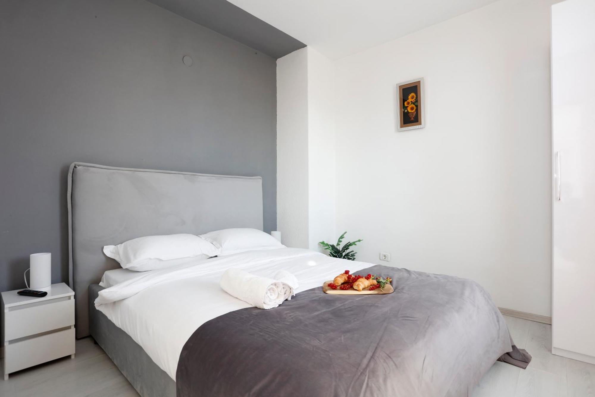 Traditional Romanian Apartments بوخارست المظهر الخارجي الصورة